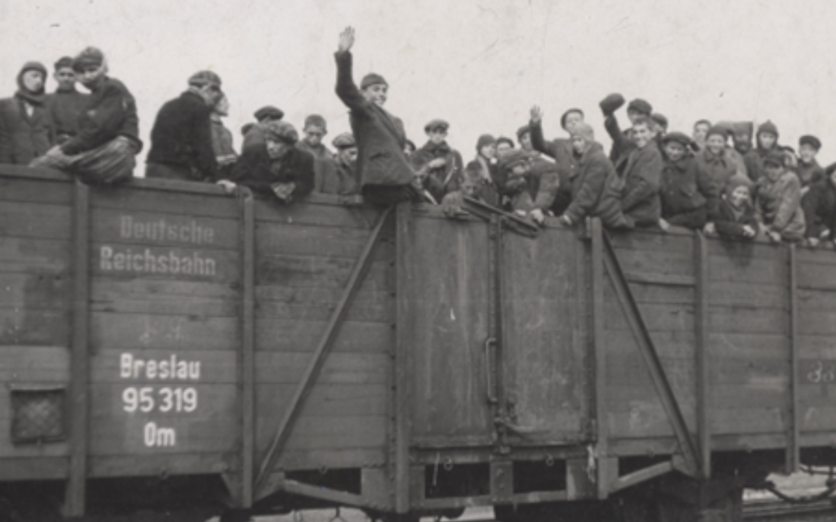 Visite guidée de l’exposition temporaire "La fin de la Shoah. Survivre, témoigner, juger"