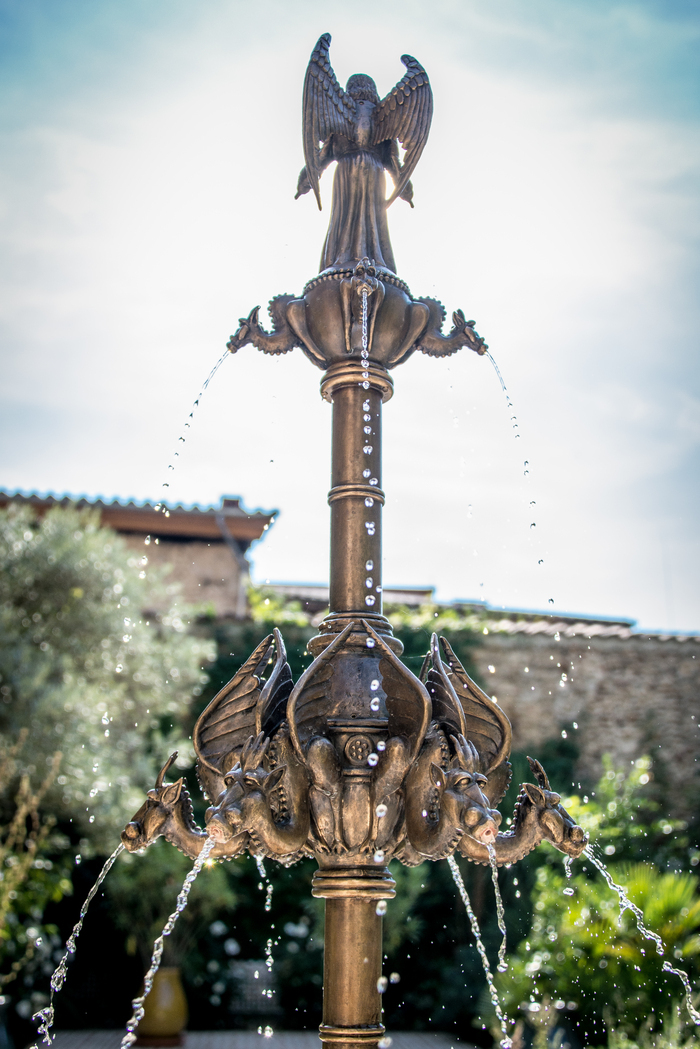 L’eau au Moyen Âge, entre mythe et réalité.