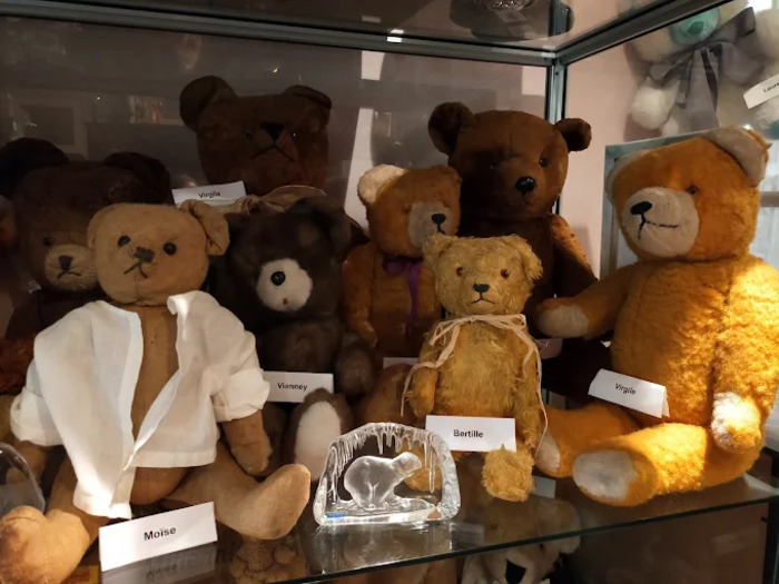 Journées de l'Ours entre tOurs et détOurs