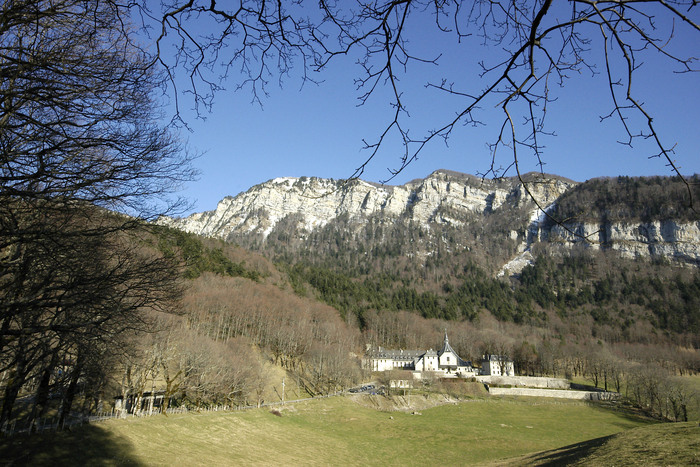 Chalaisiens, Chartreux, Dominicains, sur les traces des moines à Chalais