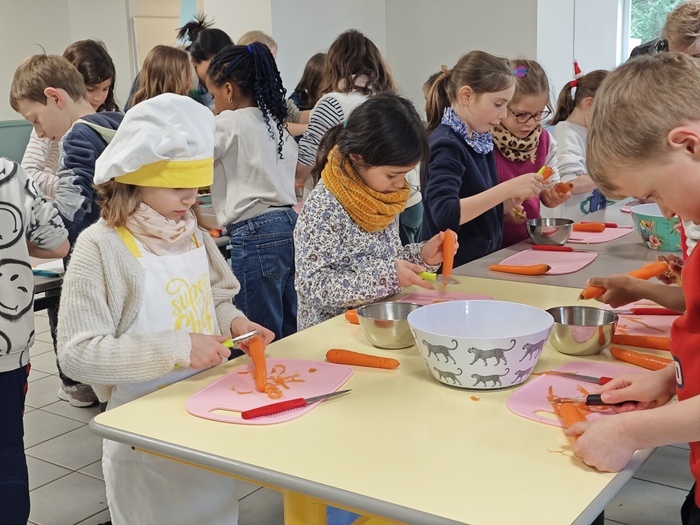Ateliers plantation et cuisine - l'Ecole de l'alimentation