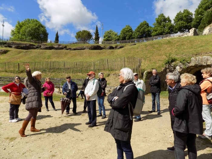 Itinéraire d’une pierre peu ordinaire : de la roche au monument »