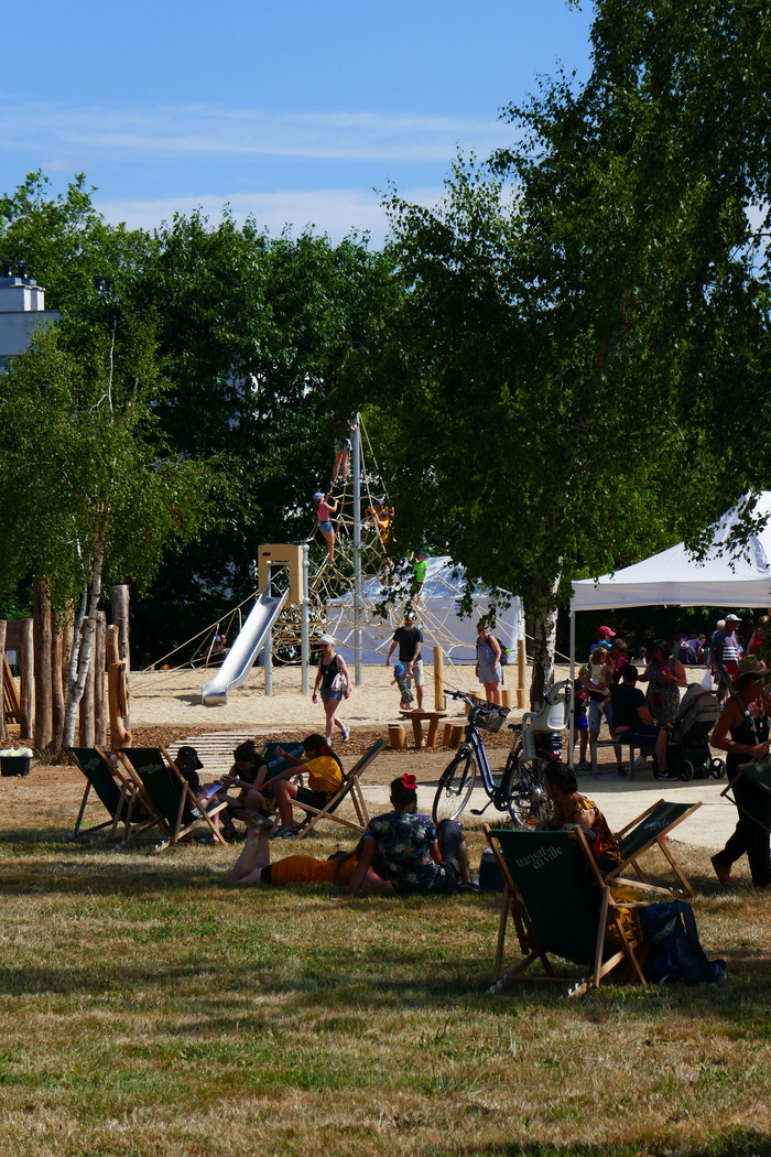 LA GRANDE FÊTE