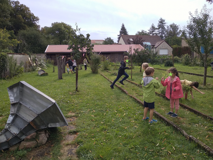 Découverte sensorielle du Jardin du luthier et de l'atelier des Frères Gérôme