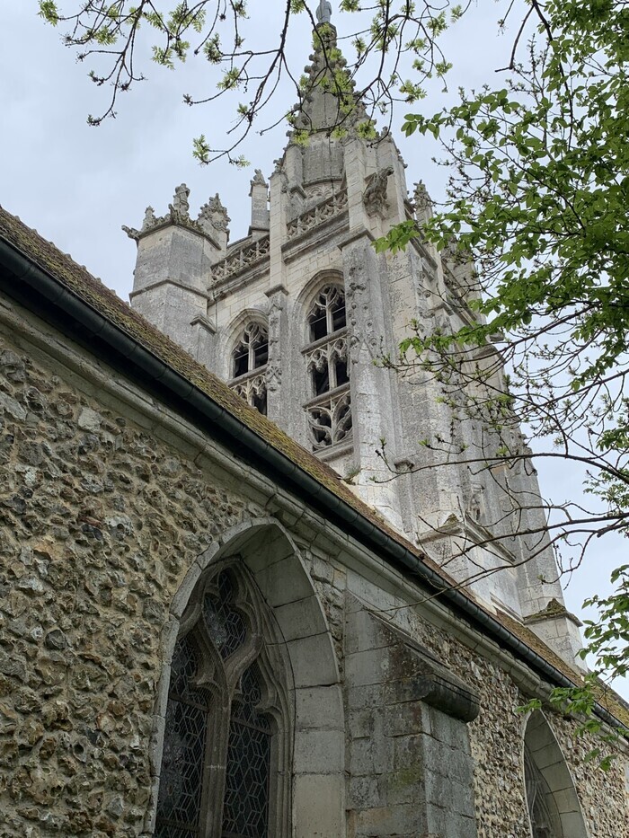 VISITE GUIDEE AUX CHANDELLES EGLISE ST PIERRE A BEAUMONTEL