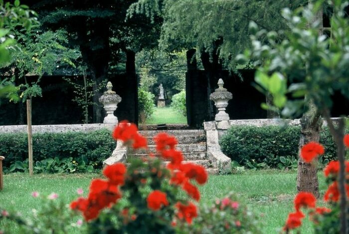 Des jardins et des perspectives