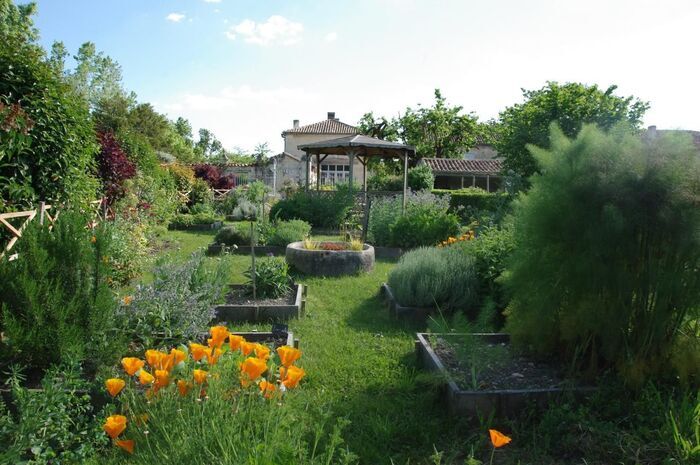 Déambulation dans un jardin paysager aux multiples ambiances