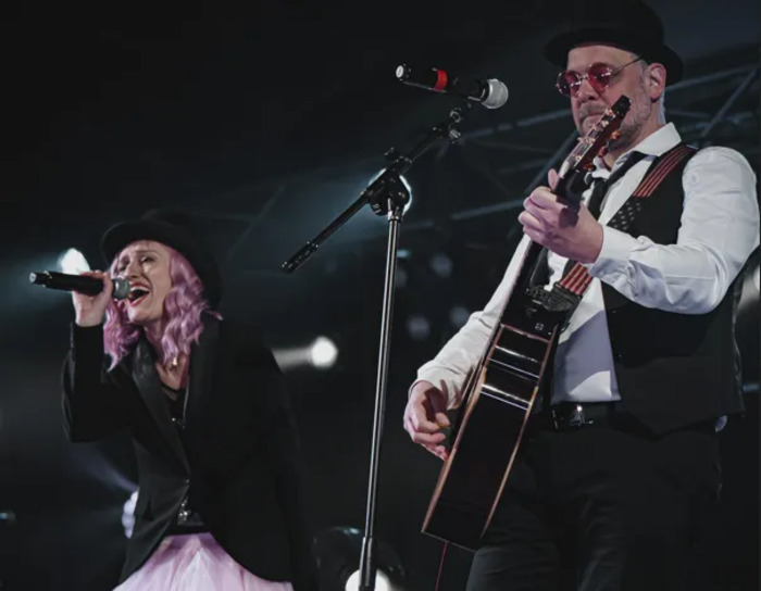 Concert folk intimiste avec MadChat duo chez Alain le 12 juin