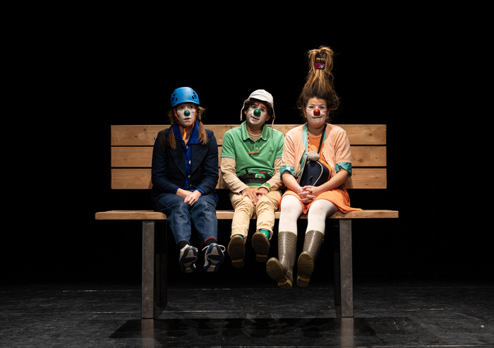 Spectacle " Les autres mondes " Cie Les Échappées du bal / Théâtre de rue