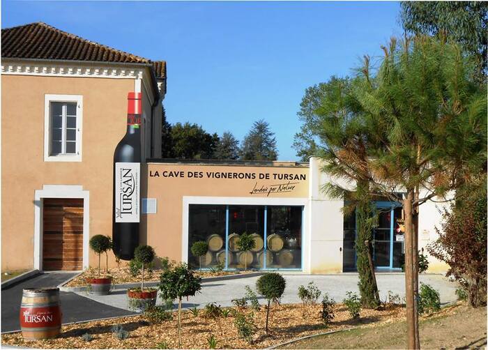 Visite de la cave des Vignerons de Tursan