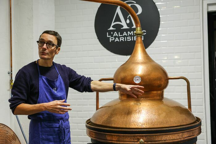 Découvrez L'Alambic Parisien, une distillerie artisanale à Paris