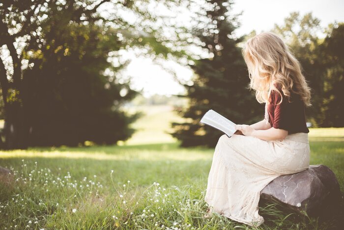 Goûter-lecture en plein air, voir la nature autrement