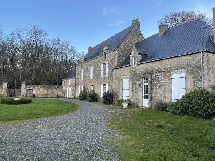 : « La seigneurie de Kercabus et son village de Bouzaire »